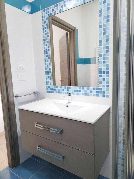 App Girasole 1A 300 Metri Dal Mare In Salento Apartment Torre San Giovanni Ugento Exterior photo