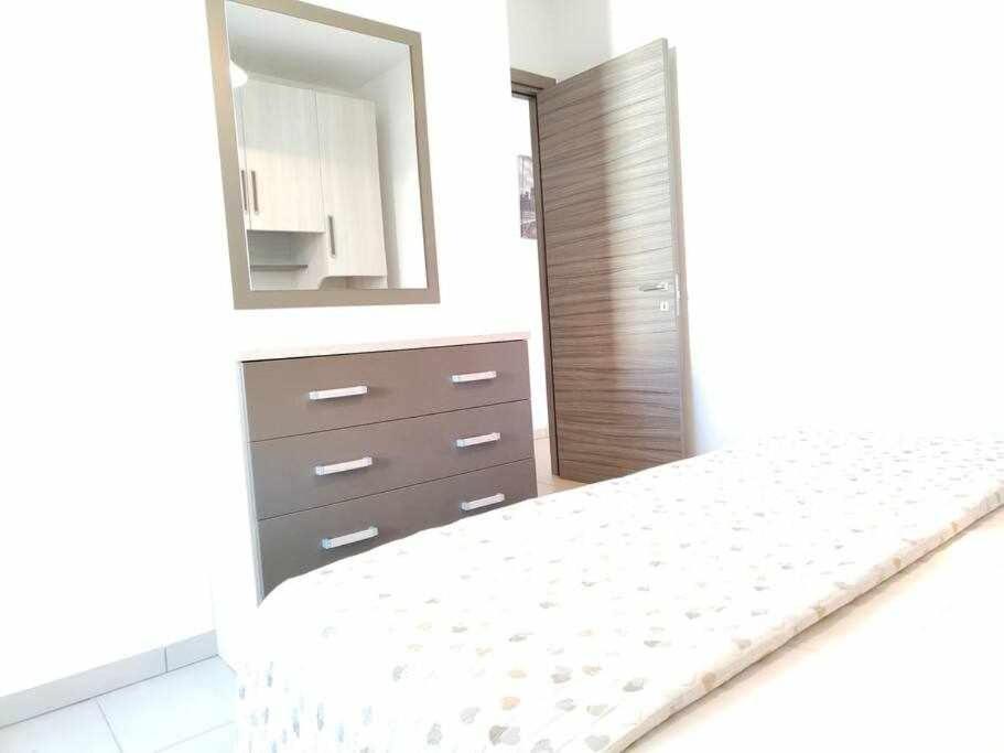 App Girasole 1A 300 Metri Dal Mare In Salento Apartment Torre San Giovanni Ugento Exterior photo
